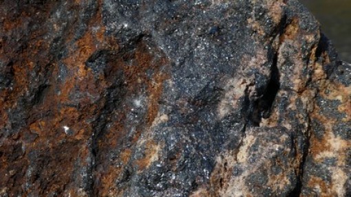 In de stenen zie je ook de mineralen.
