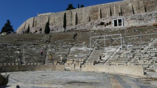 Theater van Dionysos net buiten de Acropolis.