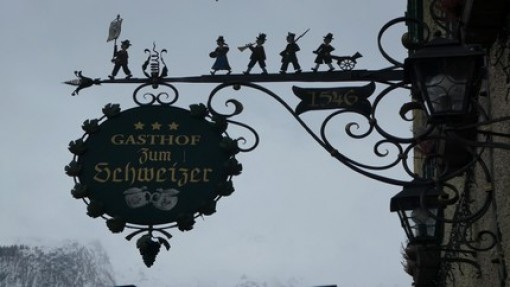 Uithangbord van het hotel Schweizer.