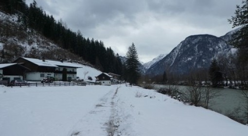 Op weg naar de camping langs de Saalach.