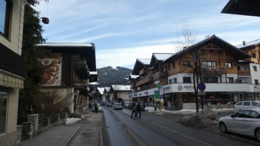Altenmarkt een toeristisch skidorp.
