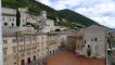 Uitzicht op het Piazza Grande vanuit het Palazzo dei Consoli.